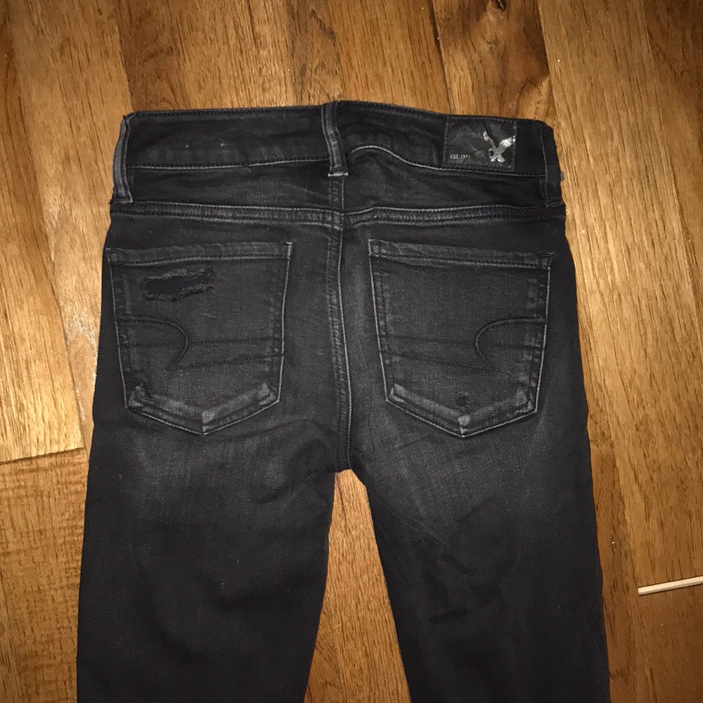 Black American Eagle Skinny Jegging Material